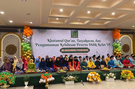 SD Mujahidin Meluluskan 187 Peserta Didik Terbaiknya